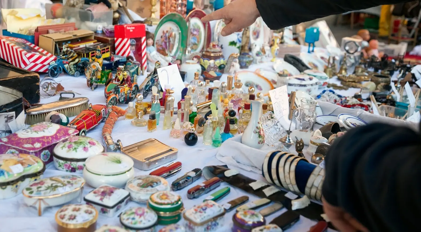Souvenirs displayed at a market stall